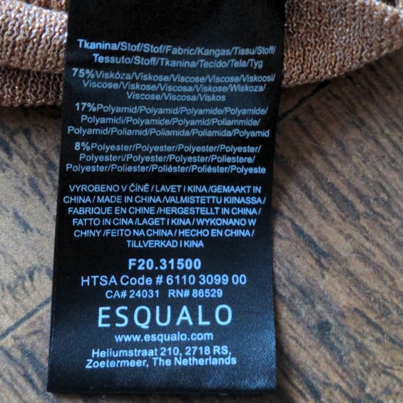 Gold Metallic Turtleneck - Picture 4 of 4